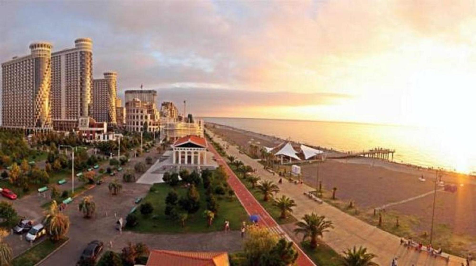 Apart Hotel Black Sea Towers Батуми Экстерьер фото